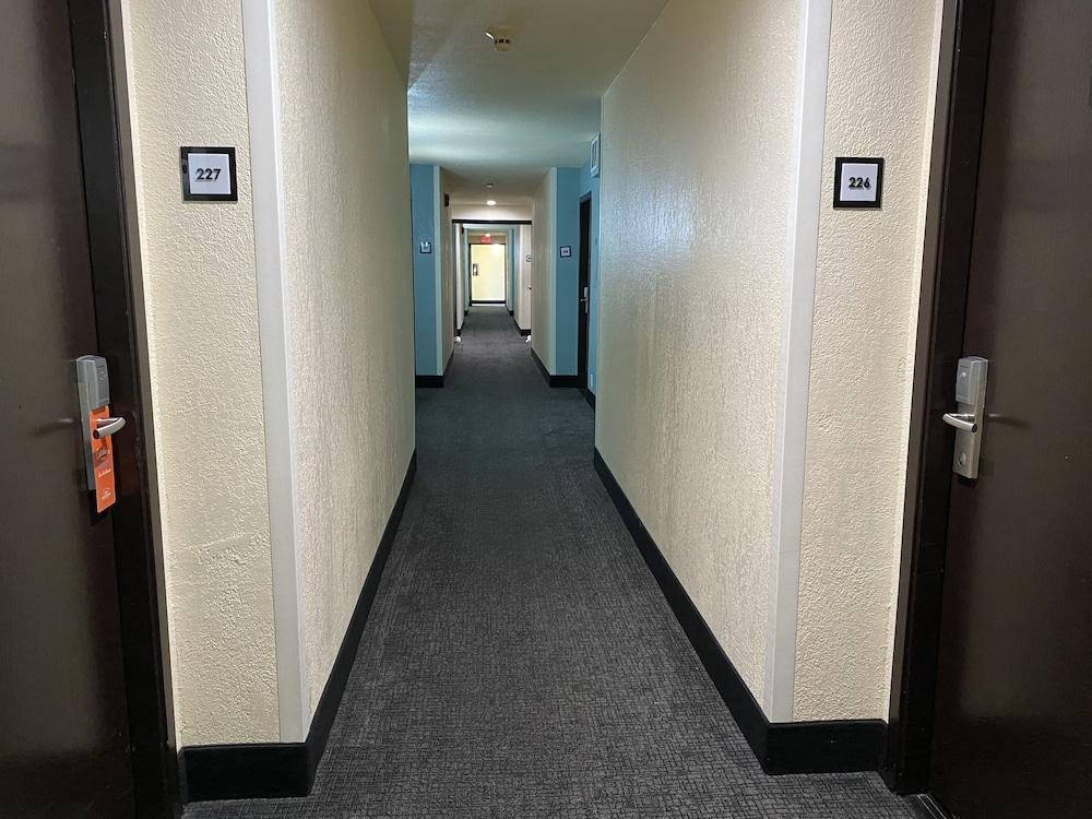 Quality Inn Portland Airport Pdx מראה חיצוני תמונה