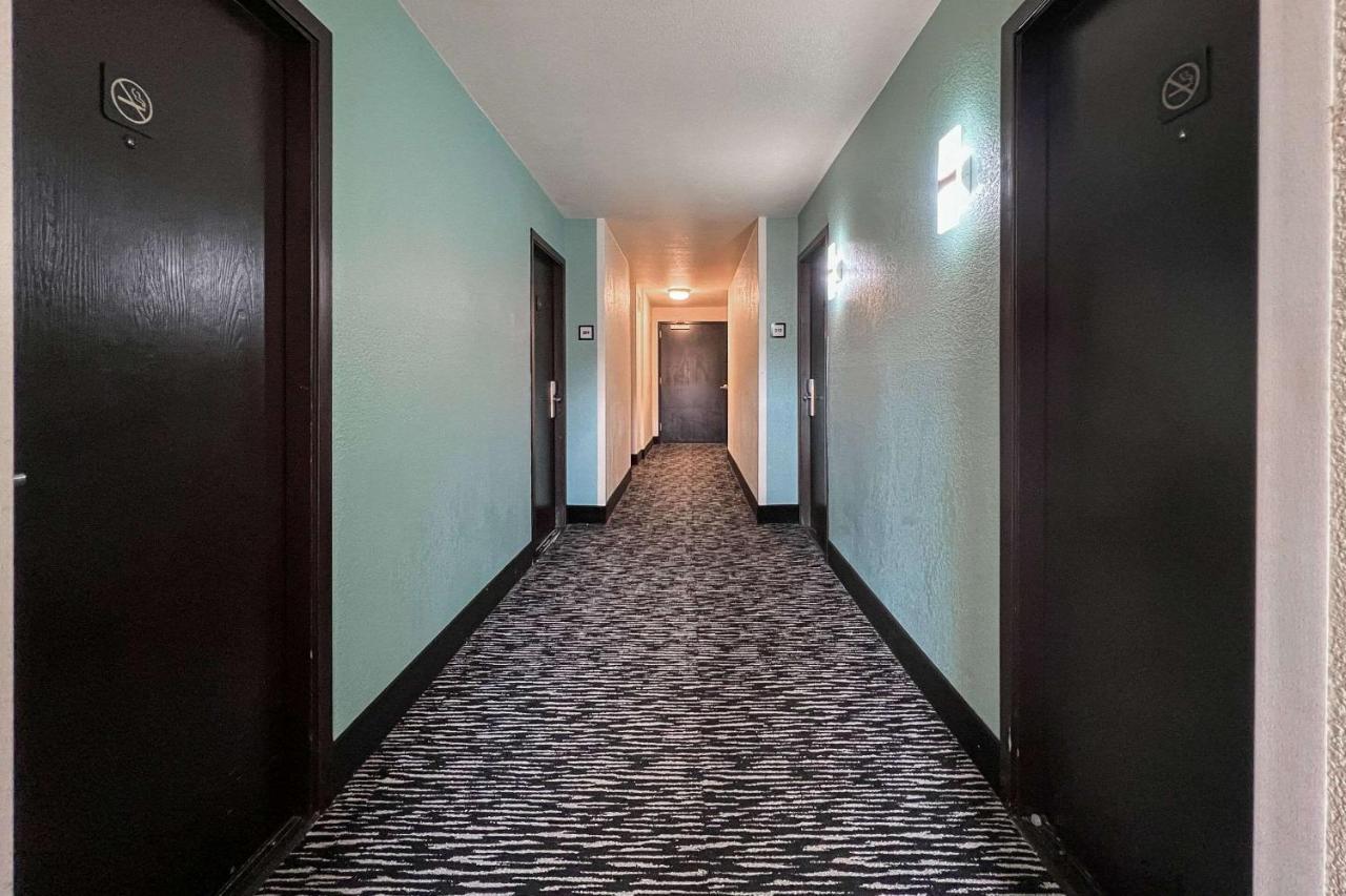 Quality Inn Portland Airport Pdx מראה חיצוני תמונה